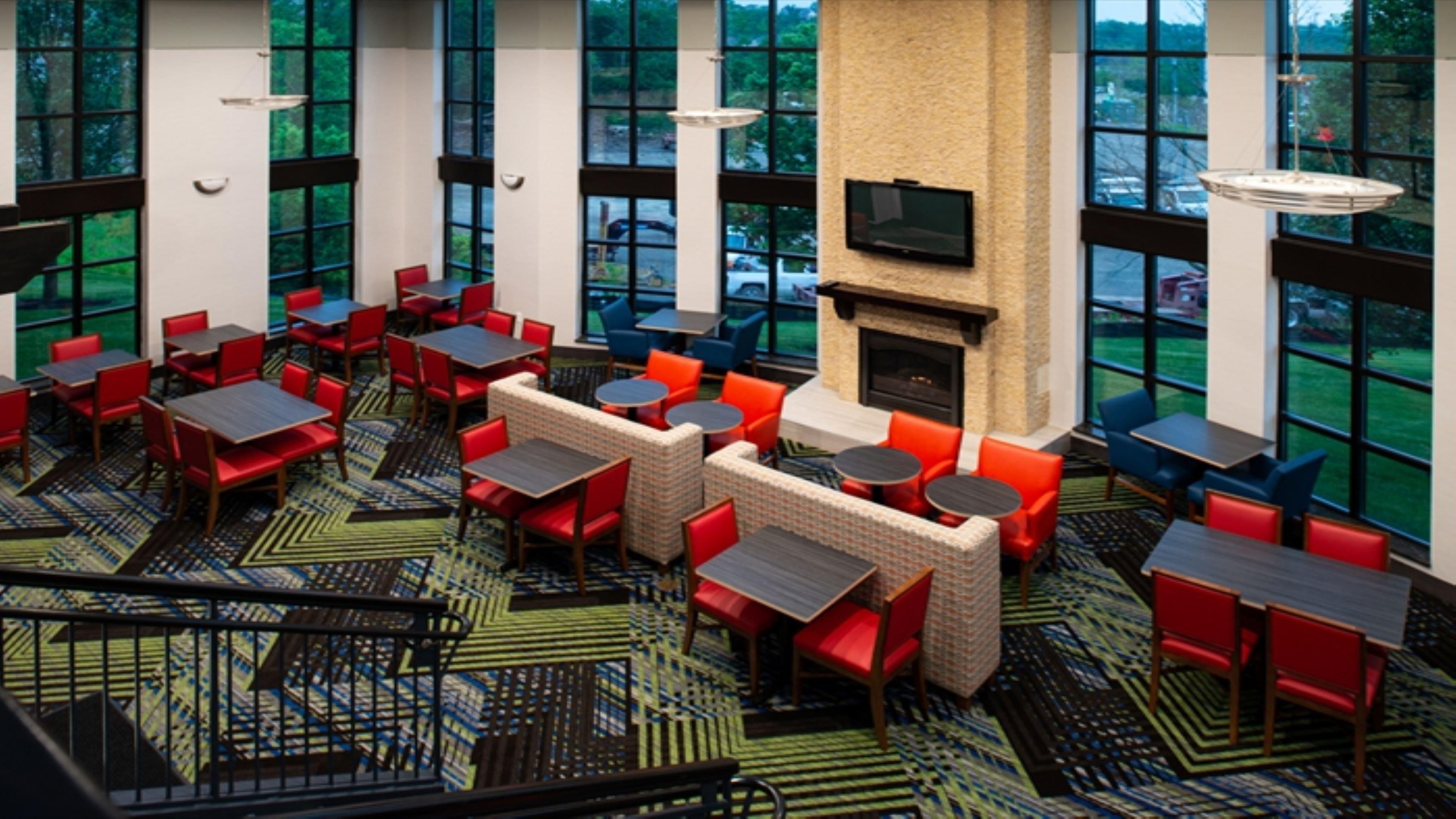 Holiday Inn Express Cincinnati West By Ihg Dent Exteriör bild