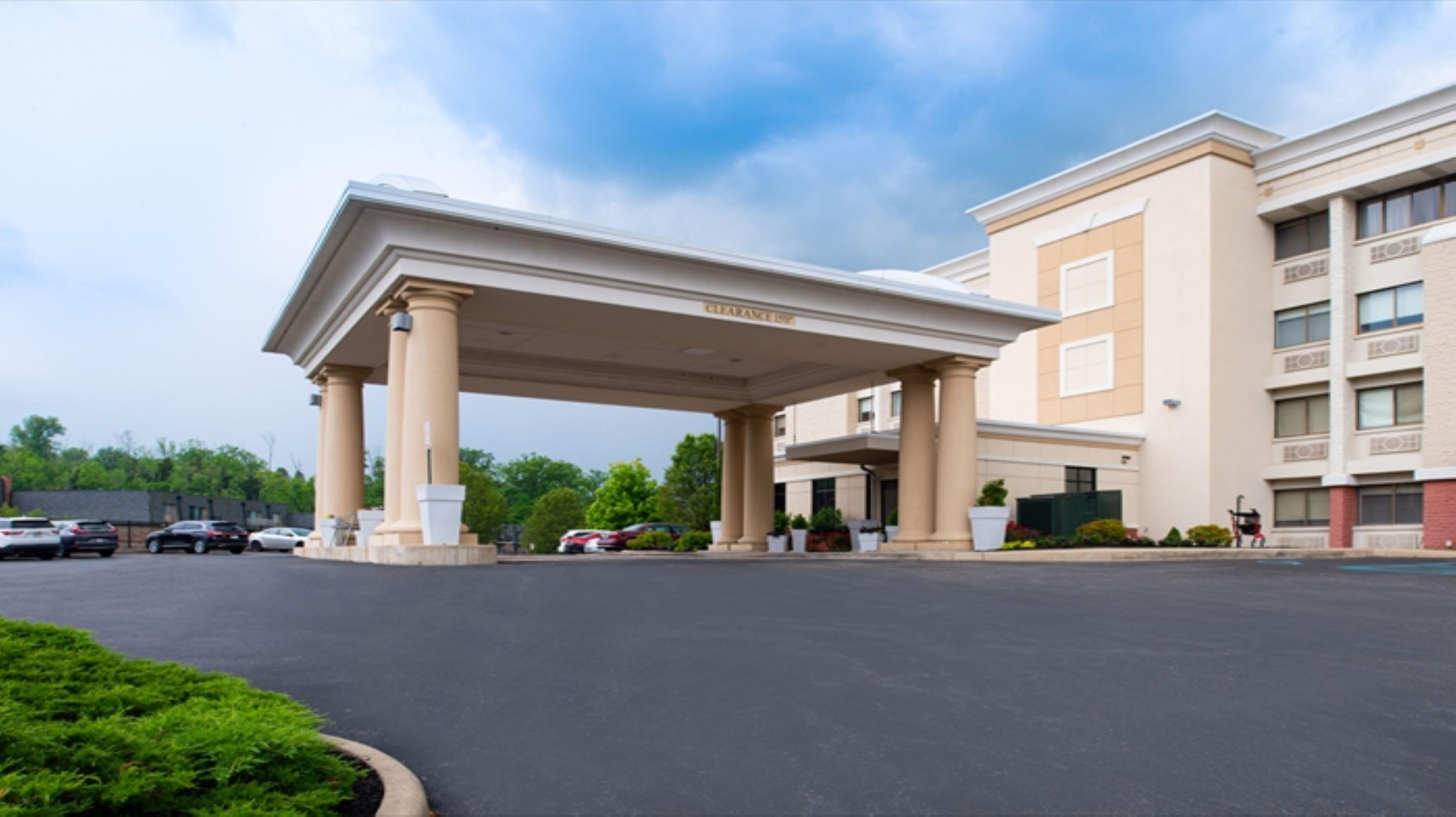 Holiday Inn Express Cincinnati West By Ihg Dent Exteriör bild